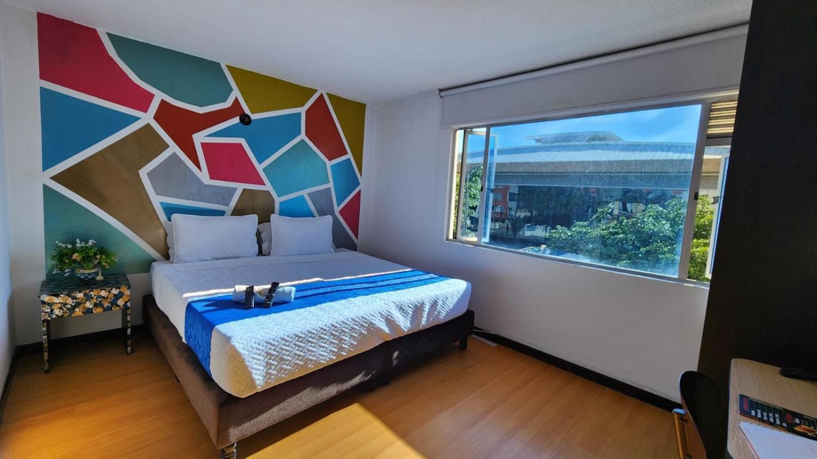 Hotel Blue Zafiro Bogota Bagian luar foto