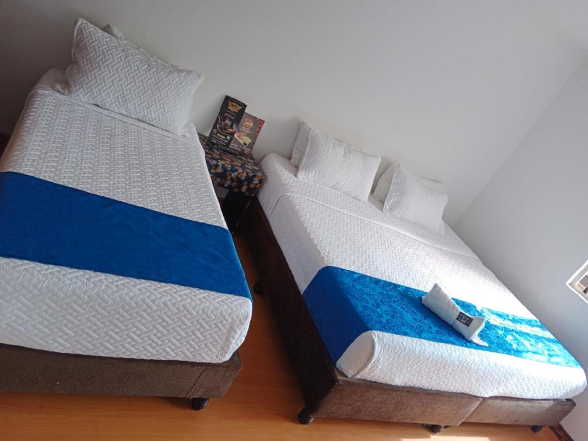 Hotel Blue Zafiro Bogota Bagian luar foto