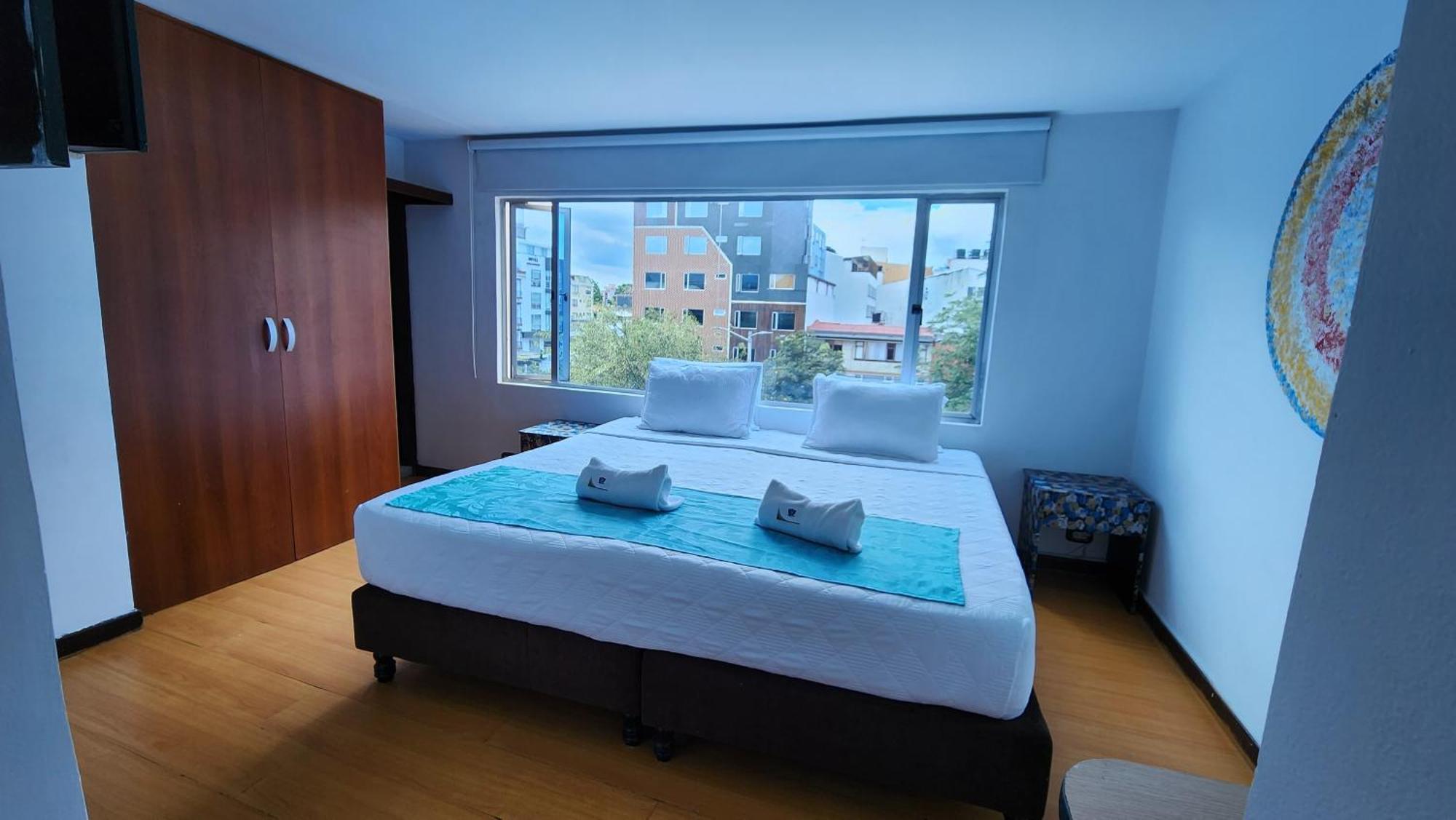 Hotel Blue Zafiro Bogota Bagian luar foto